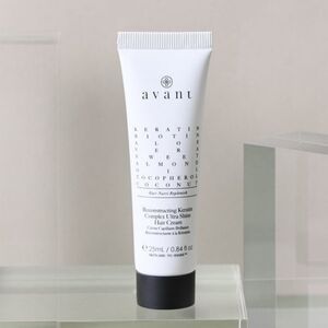 Avanti Reconstructing Keratin Hair Cream — White and Black Accents